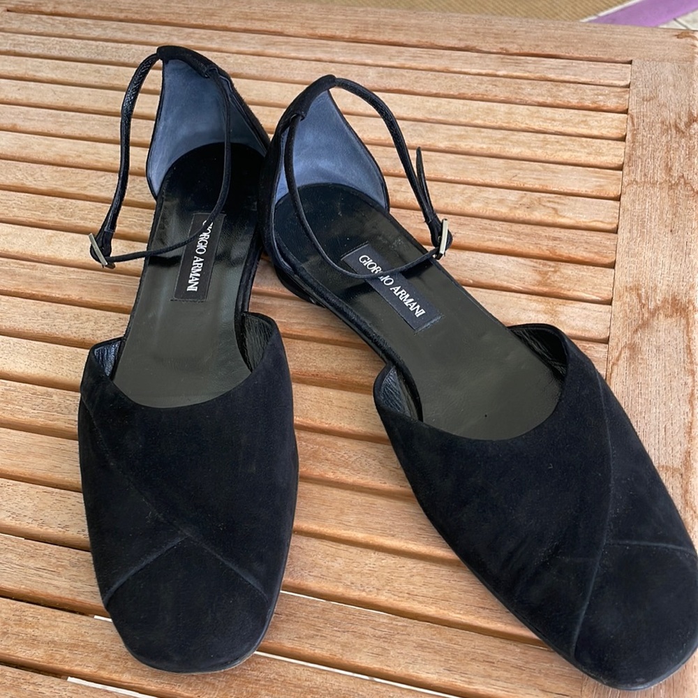 Giorgio Armani women suede shoes sz 39